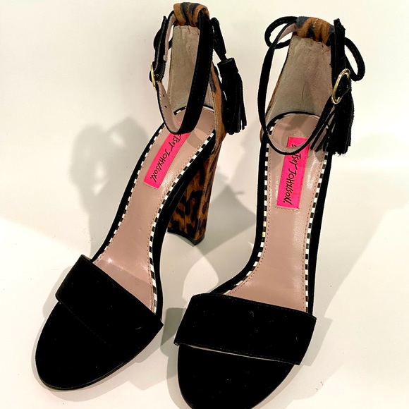 Betsey Johnson Leopard Print Cocktail Date Night Strappy Event Heels Sz 6.5 EUC - Picture 12 of 16